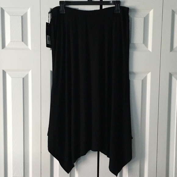 Daisy Fuentes Black Handkerchief Skirt size 1X - Picture 2 of 8